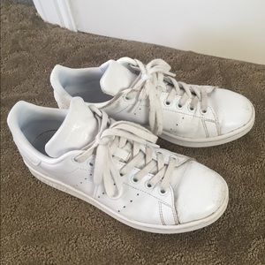 White stan smith shoes